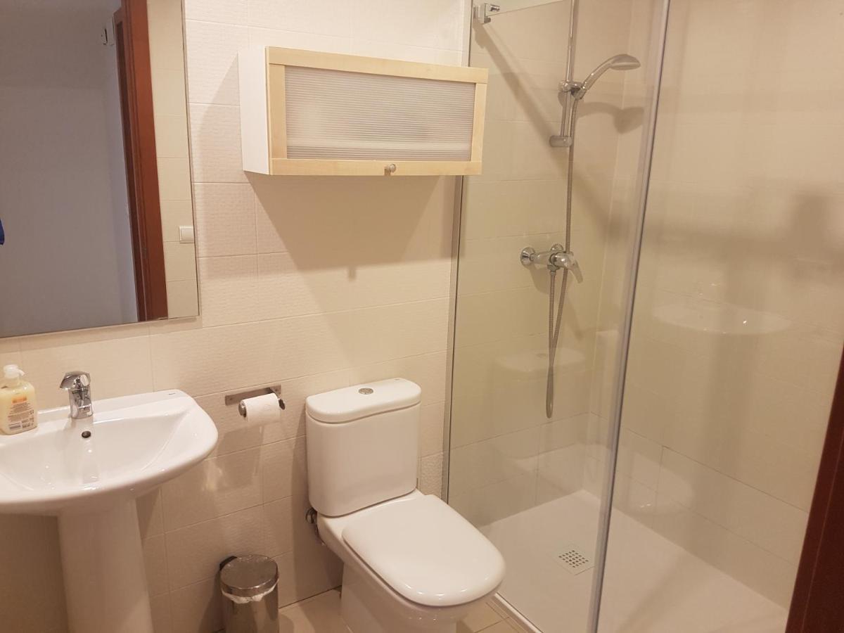 רוזס Beautiful Apartment 75M2 With View At The Beach, Pool, Parking מראה חיצוני תמונה